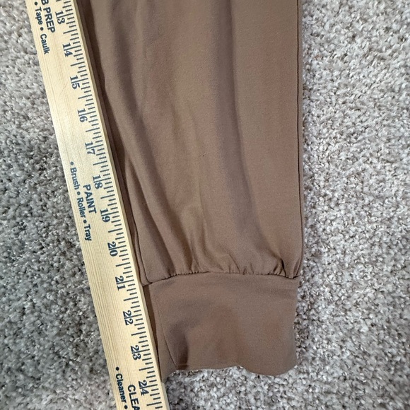Brown / Tan Super Soft  Loose Fitting Baggy UEU Yoga Jogger Pants – Size Medium - Picture 2 of 4